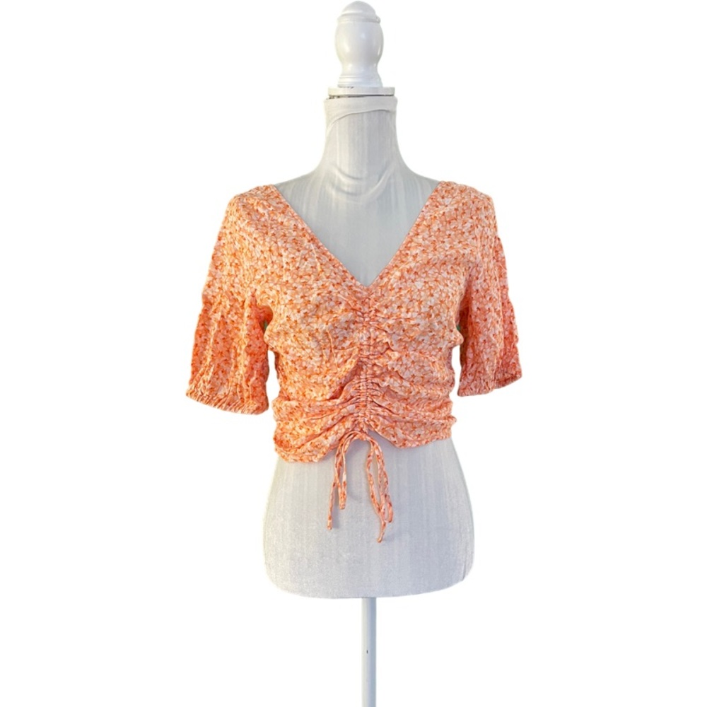 NWT H&M top !